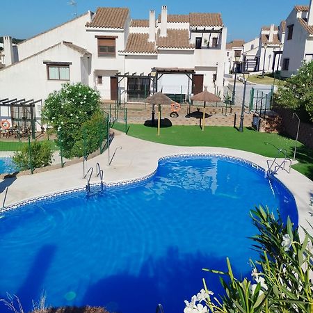 Suite En Sierramagna, Piscina Abierta El Ronquillo Eksteriør bilde